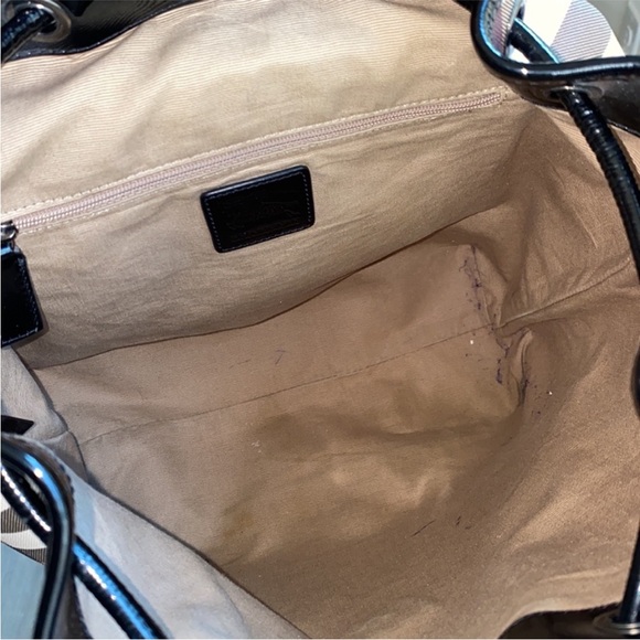 Authentic Burberry backpack - Picture 13 of 16